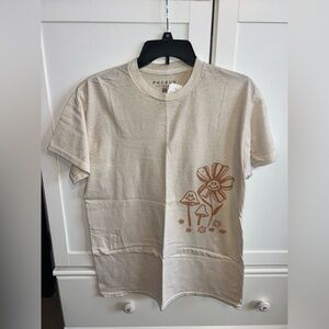 Pacsun Women’s Graphic T-shirt